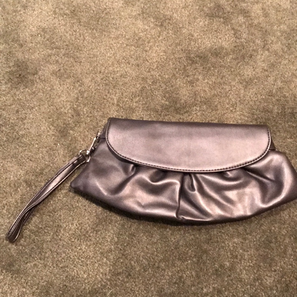 NWOT NY&C clutch